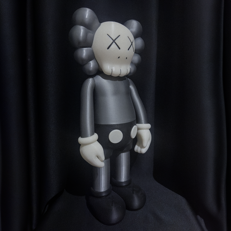 KAWS Tarzı 63 cm