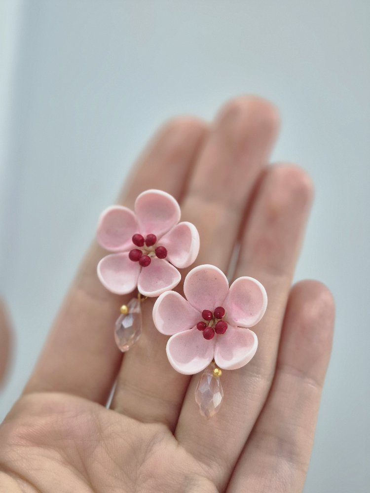 “Blossom Whisper”Küpe