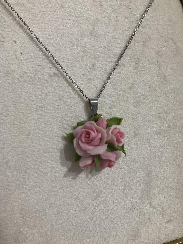 “Luna Rosa”(Kolye)