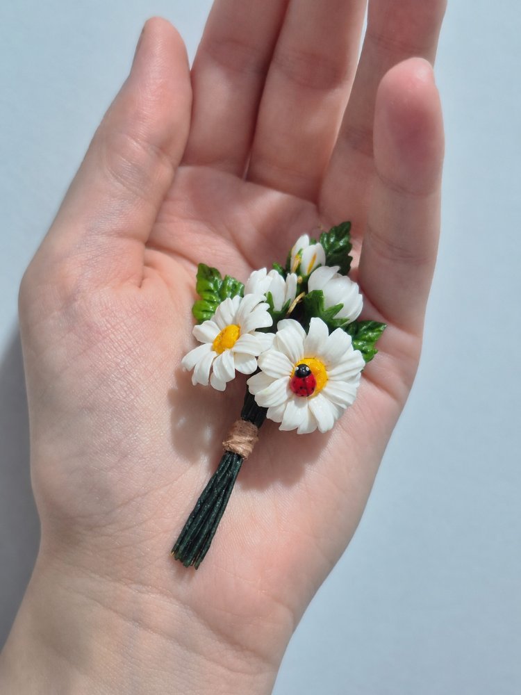 "Daisy Bouquet Brooch"(Broş)