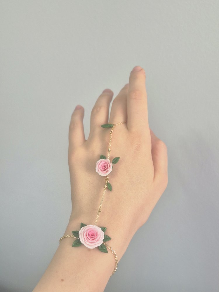 Rosé Bloom Şahmeran