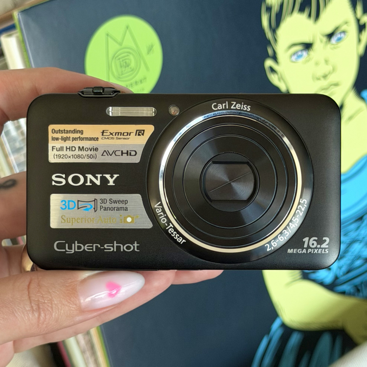 Sony Cybershot DSC WX7 | Soho camera