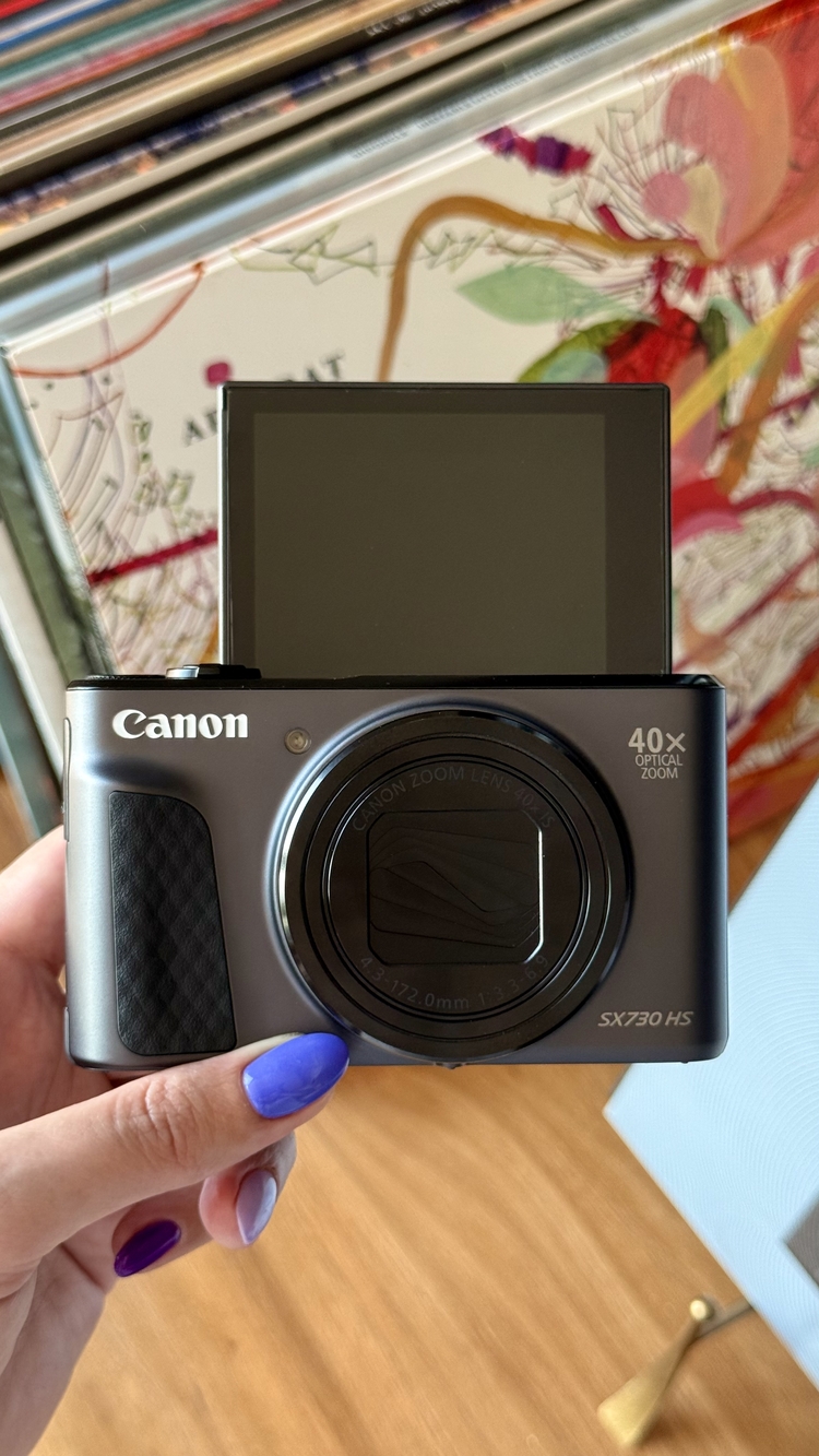 Canon Powershot SX730 HS ( Sıfır gibi )