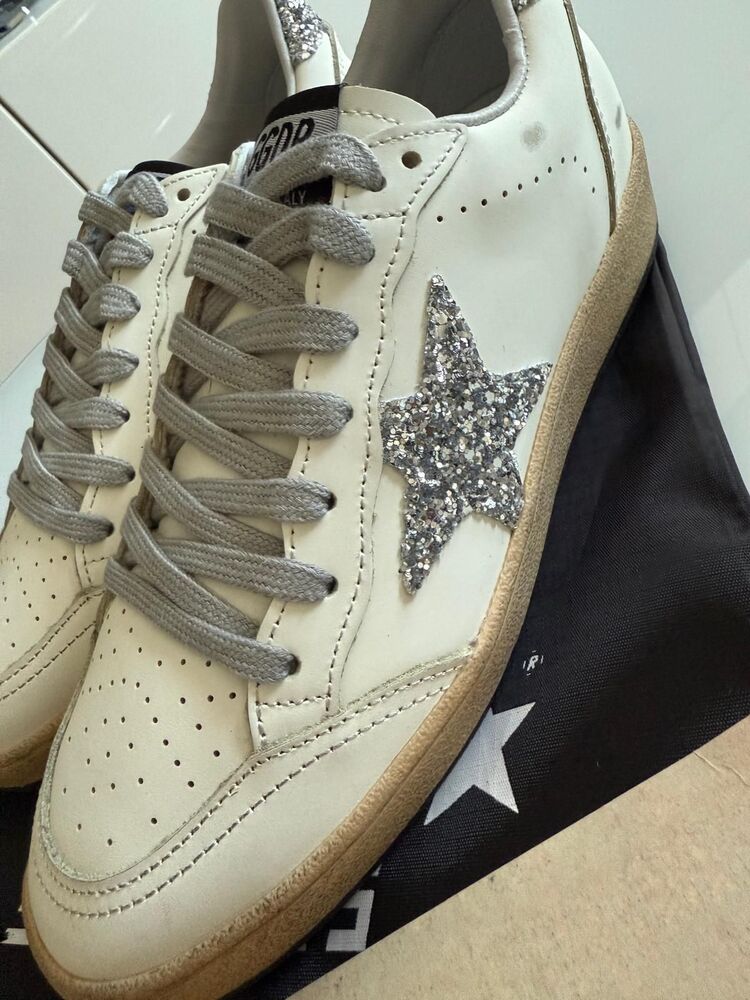 GOLDEN GOOSE