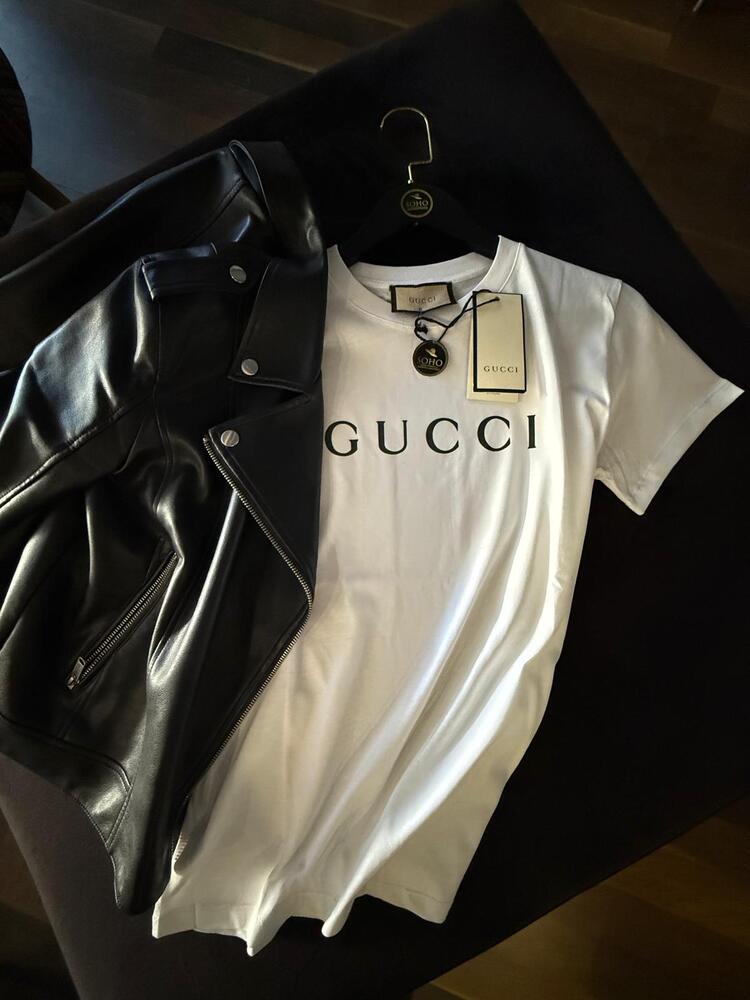 GUCCI Beyaz Tshırt - Büyük Yazılı