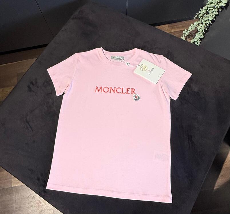 MONCLER işlemeli pembe tshirt