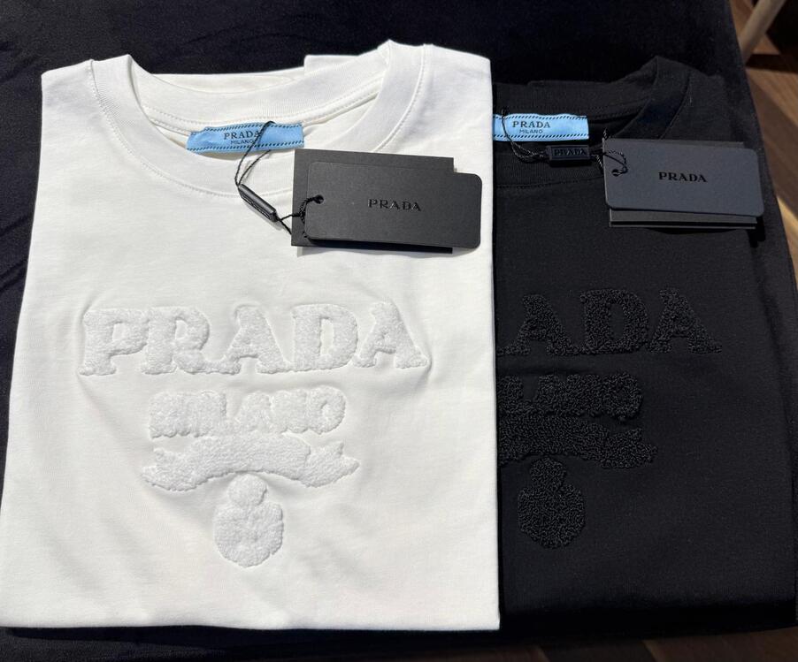 PRADA KABARTMALI SİYAH TSHİRT