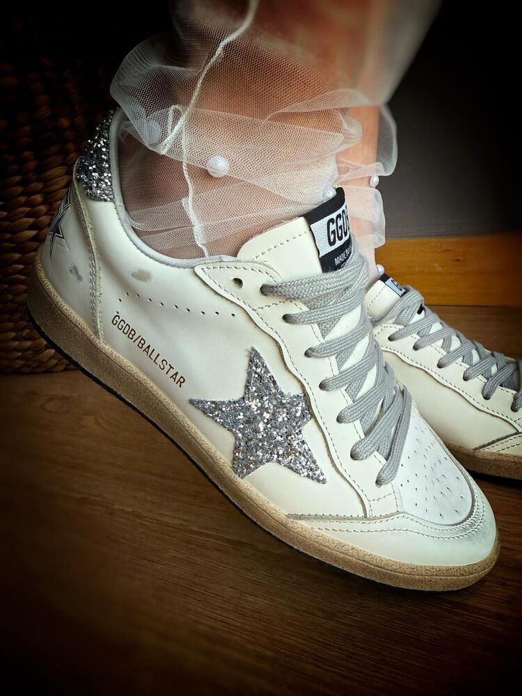 GOLDEN GOOSE