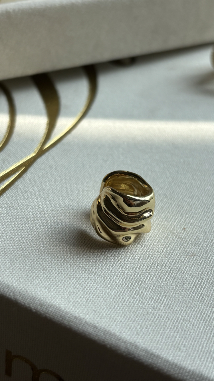 Earcuff