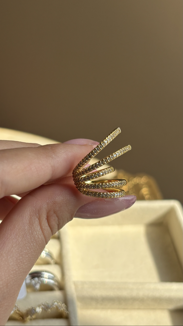Earcuff