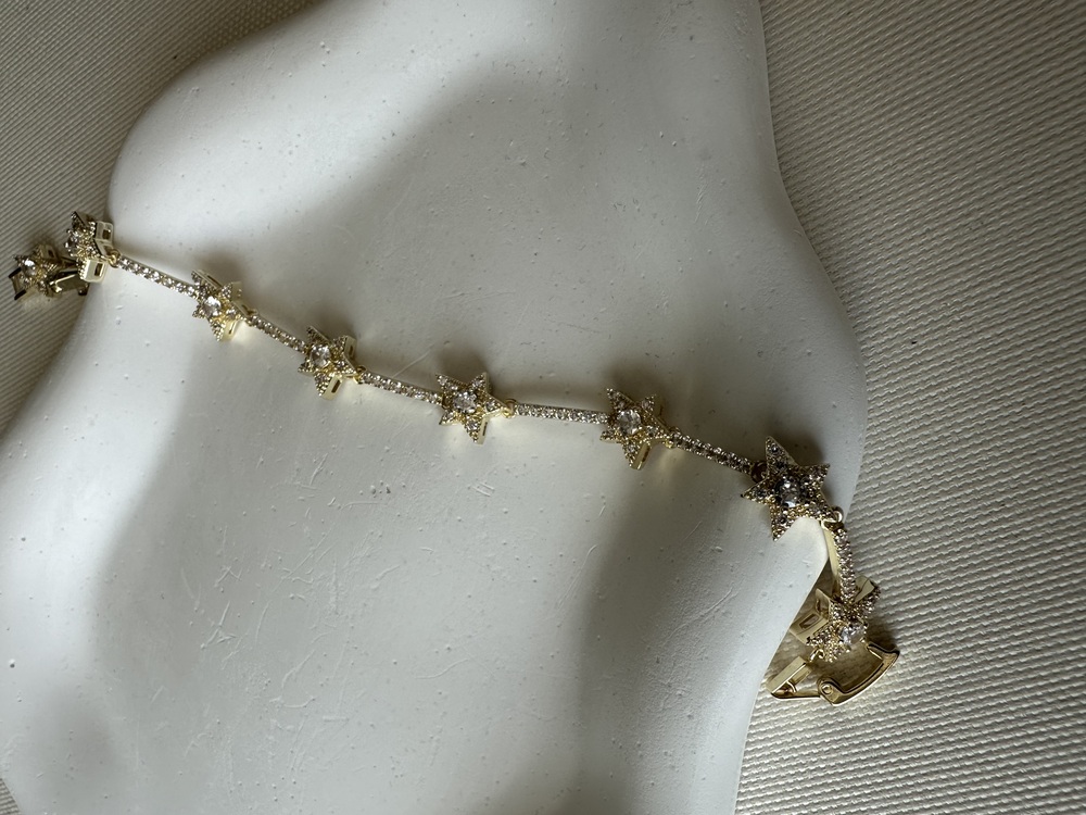 Xuping 14 k gold renginde yıldızlı bileklik