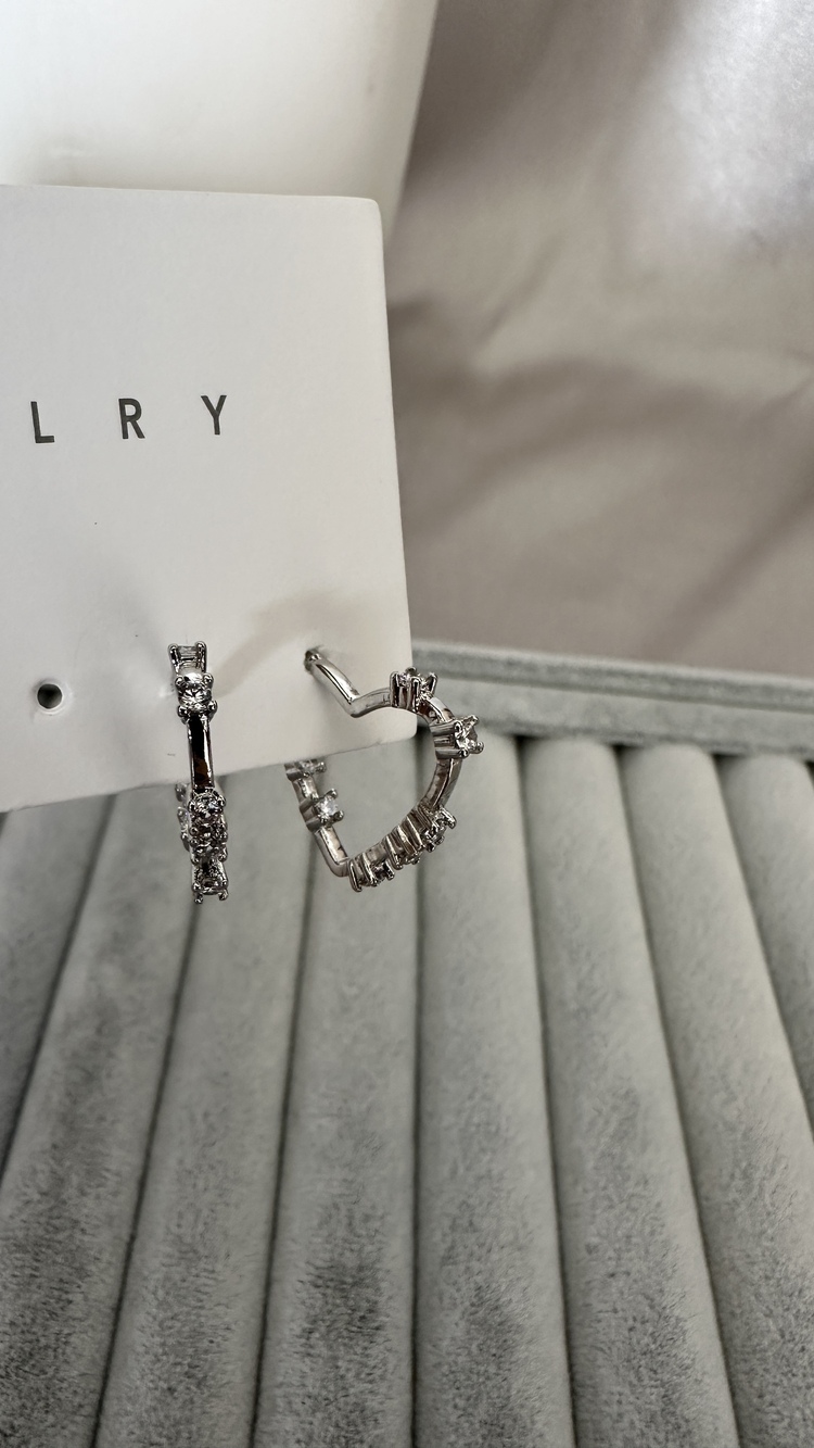 Vip silver küpe