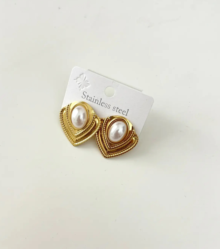 Çelik incili gold küpe