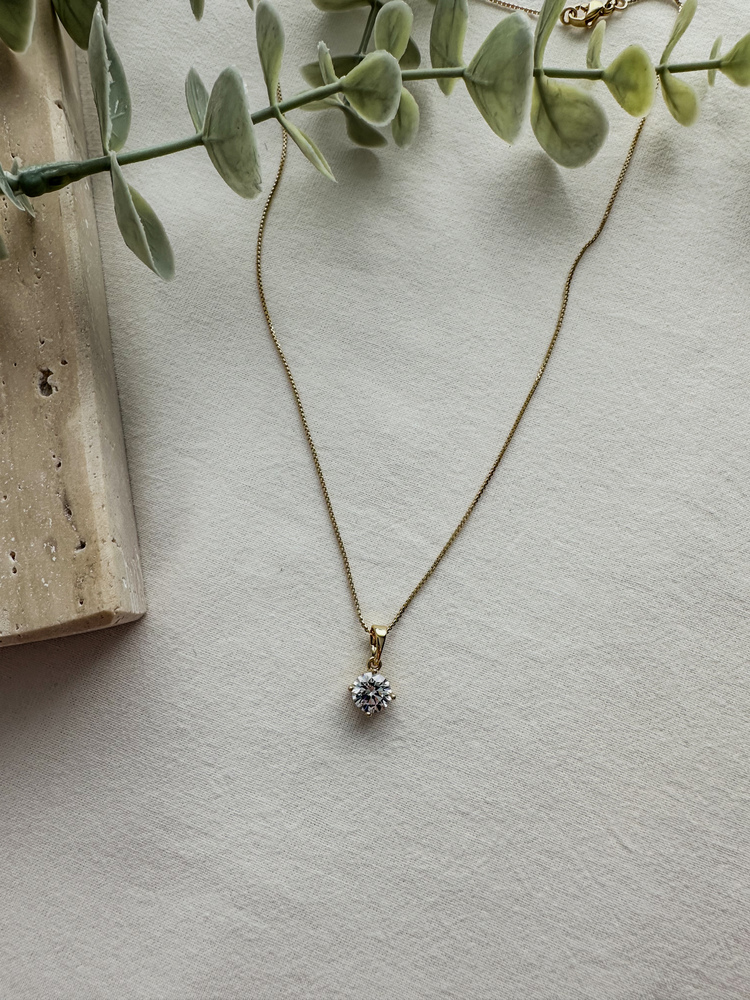 Xuping 14 k gold renginde tek taş kolye