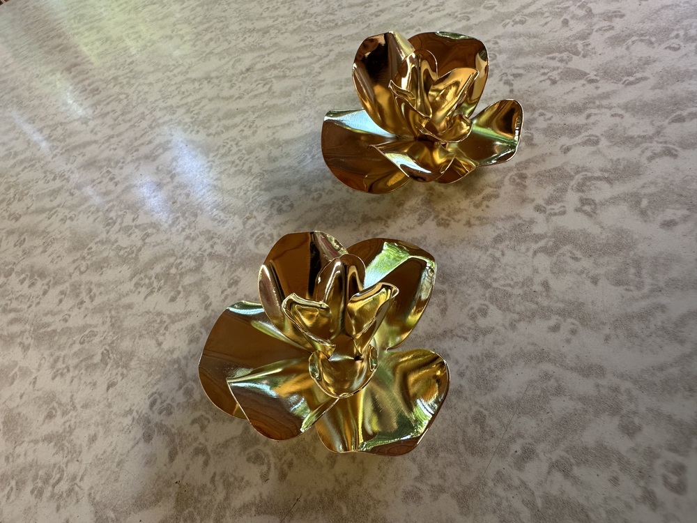 Vip gold çiçek küpe