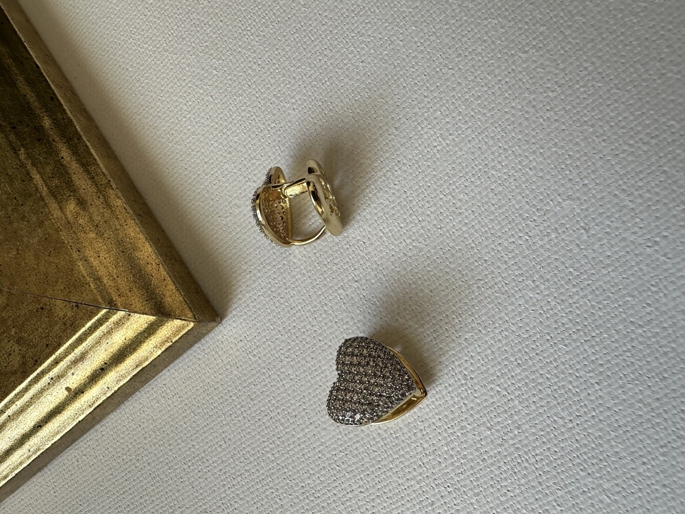 Çelik Gold 2 Taraflı Kalp Desen Mini Küpe