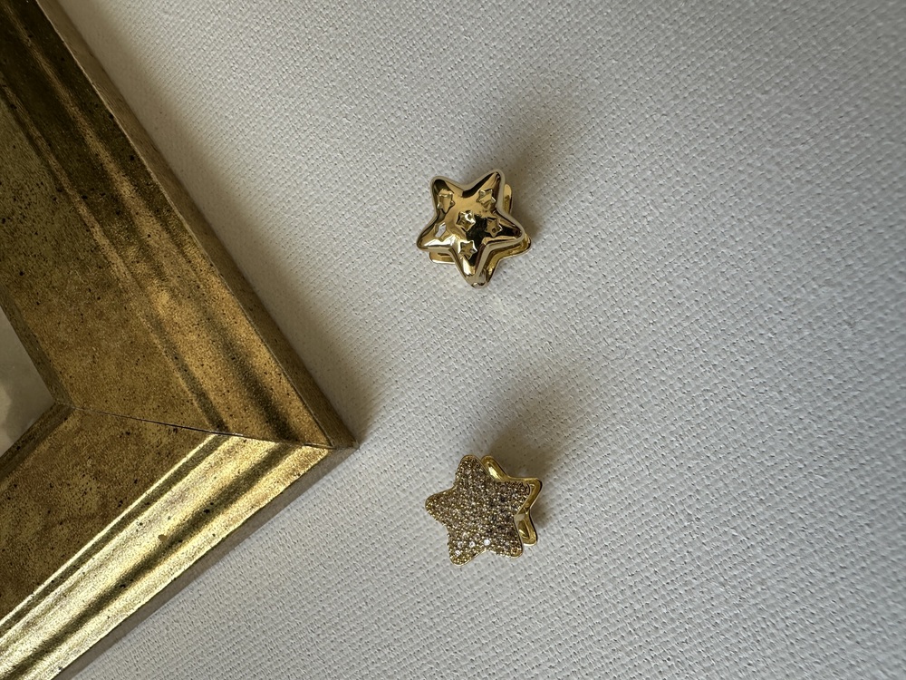 Çelik 2 taraflı gold Yıldız Desen Mini Küpe