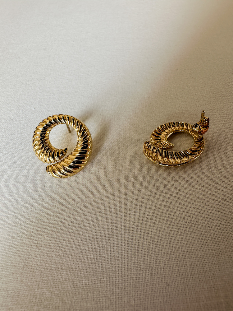 Çelik gold küpe