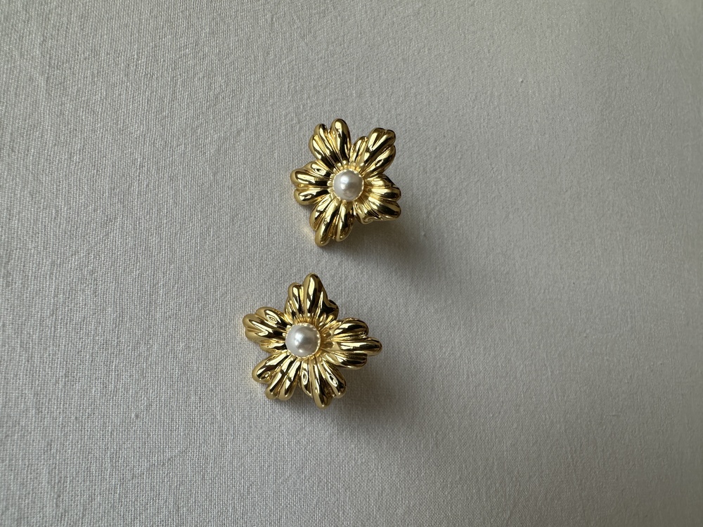 Çelik gold küpe