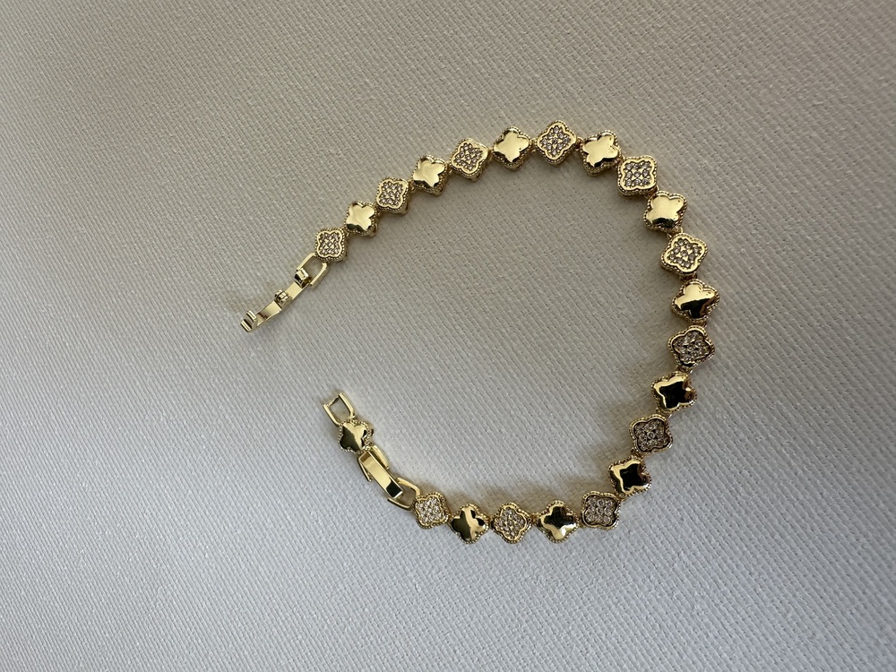 Xuping 14 k Yonca Bileklik