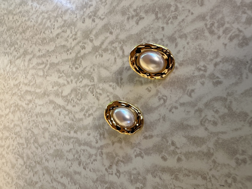 İncili çelik gold küpe