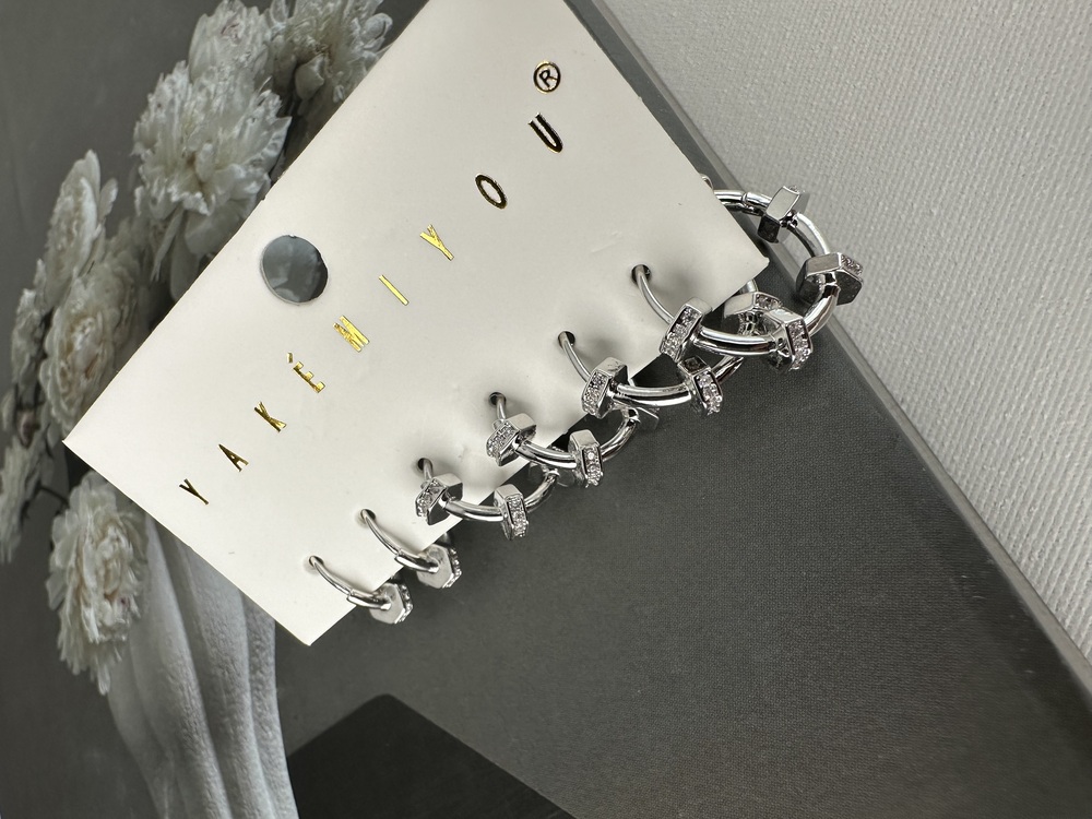 Vip silver renkte 6 lı küpe seti