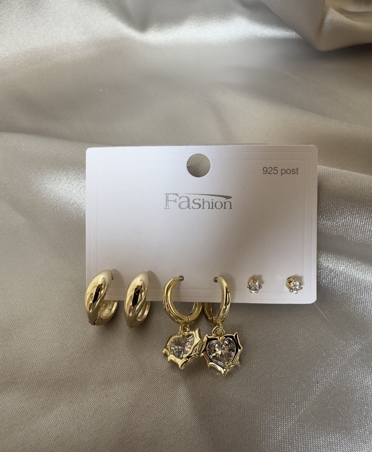 Vip 6 lı gold küpe set