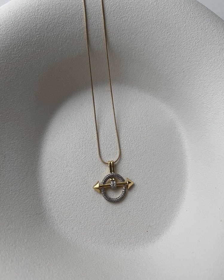 Çelik Gold Taşlı Kolye