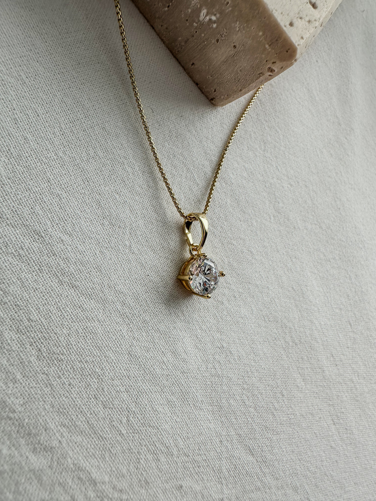 Xuping 14 k gold renginde tek taş kolye