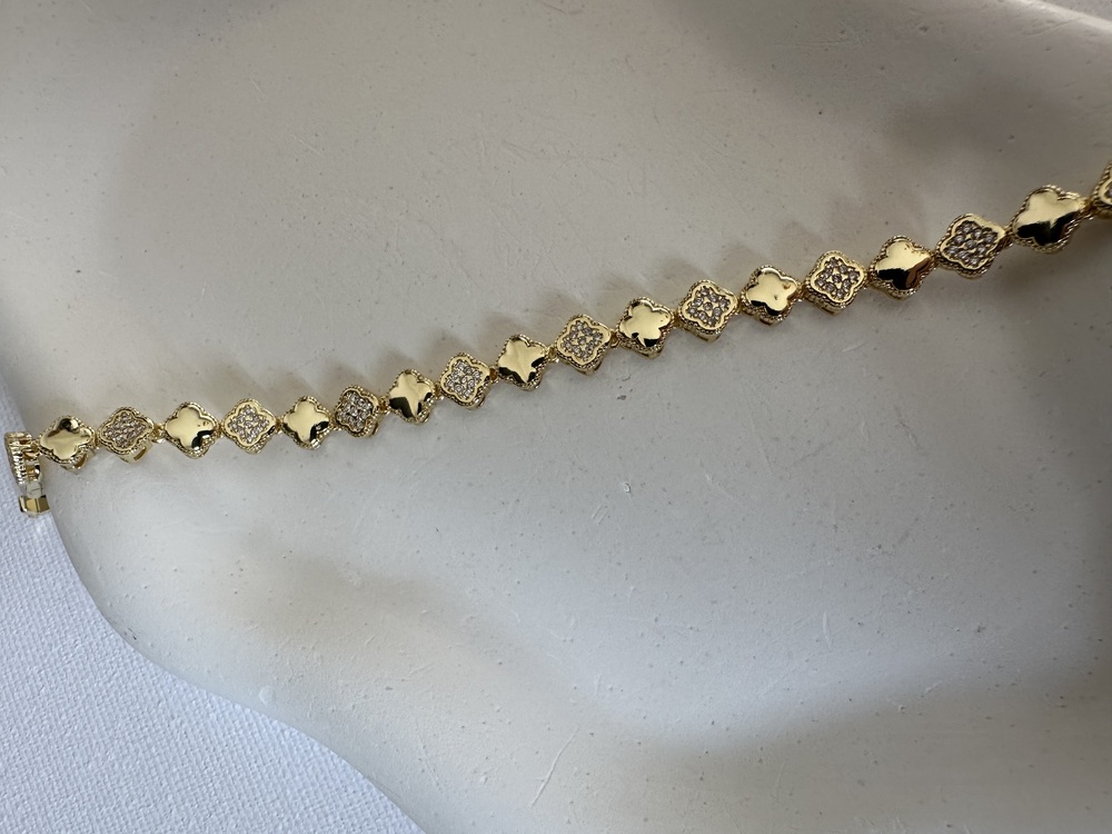 Xuping 14 k Yonca Bileklik