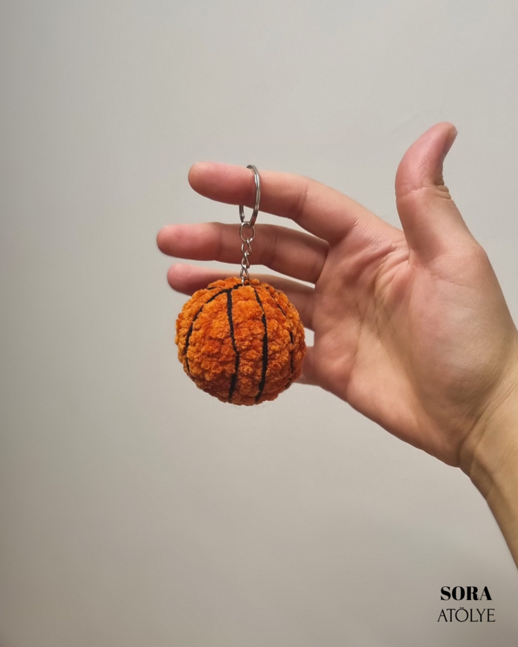 Küçük Basketbol Topu