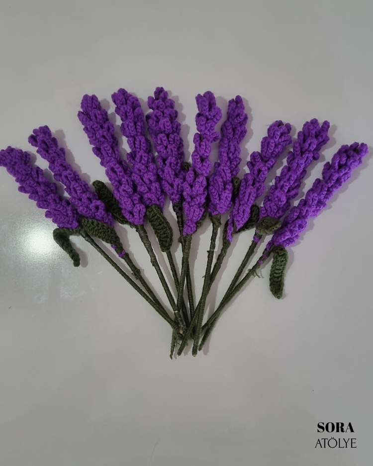 Lavanta Amigurumi Çiçek Demeti