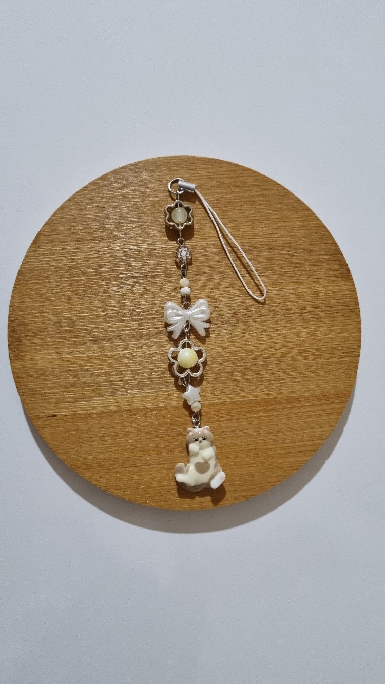 Kedili Telefon Charmı