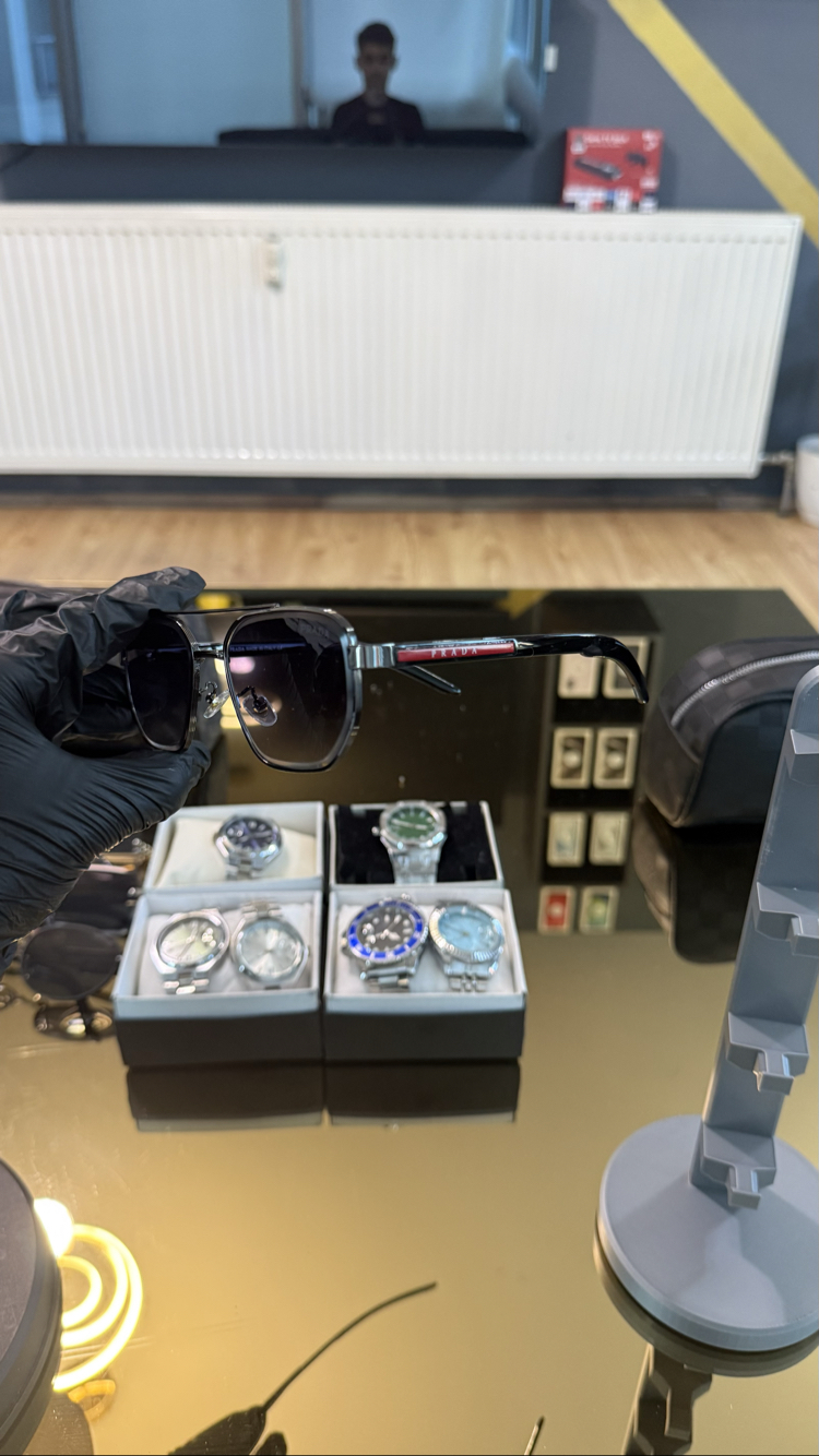 Prada Premium Güneş Gözlüğü