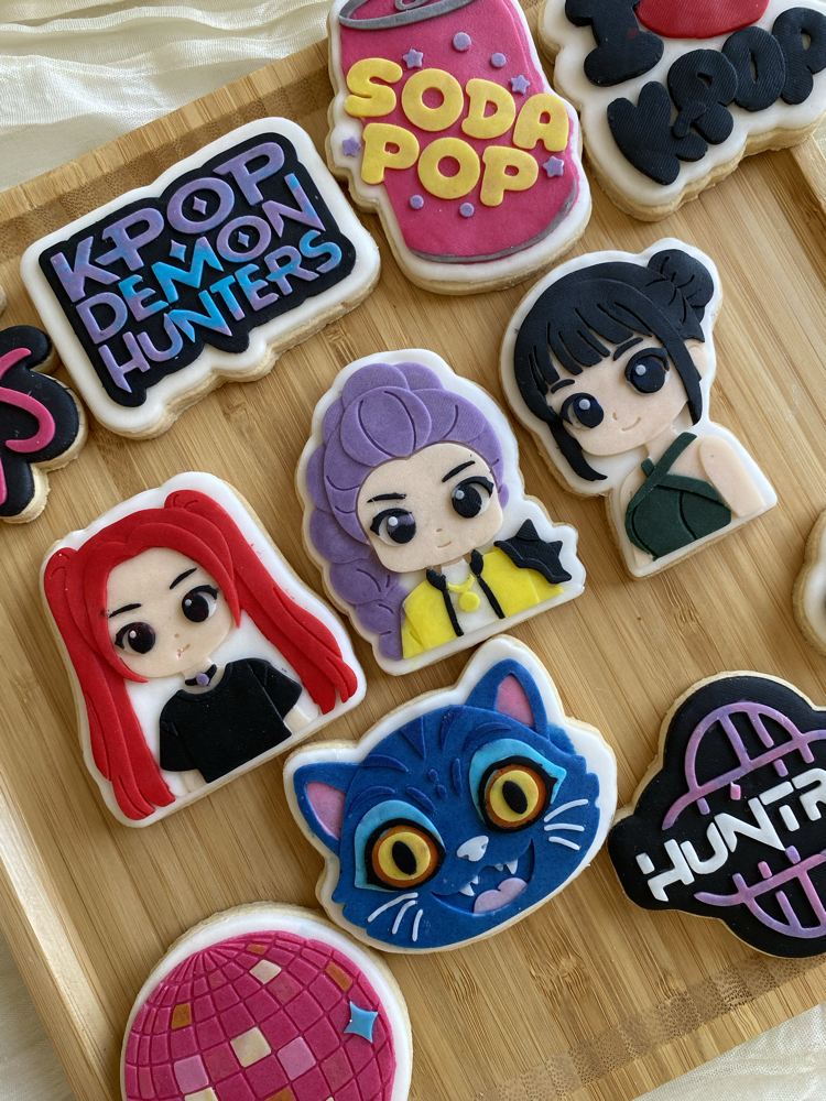 K-pop iblis avcıları temalı butik kurabiye set