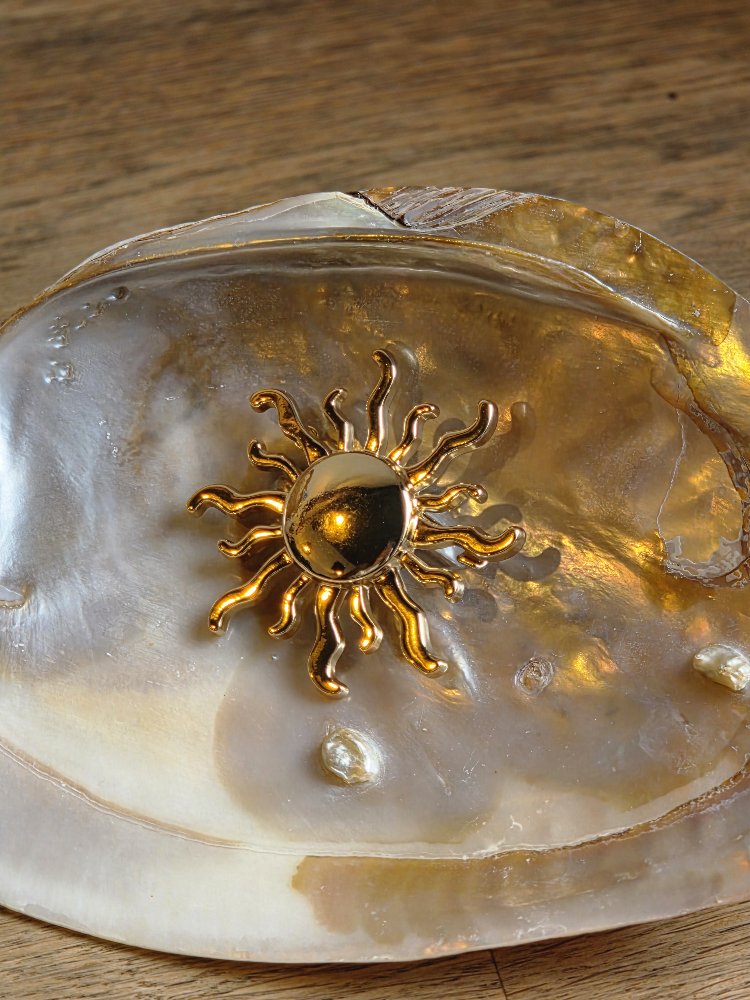 Sun Brooch 