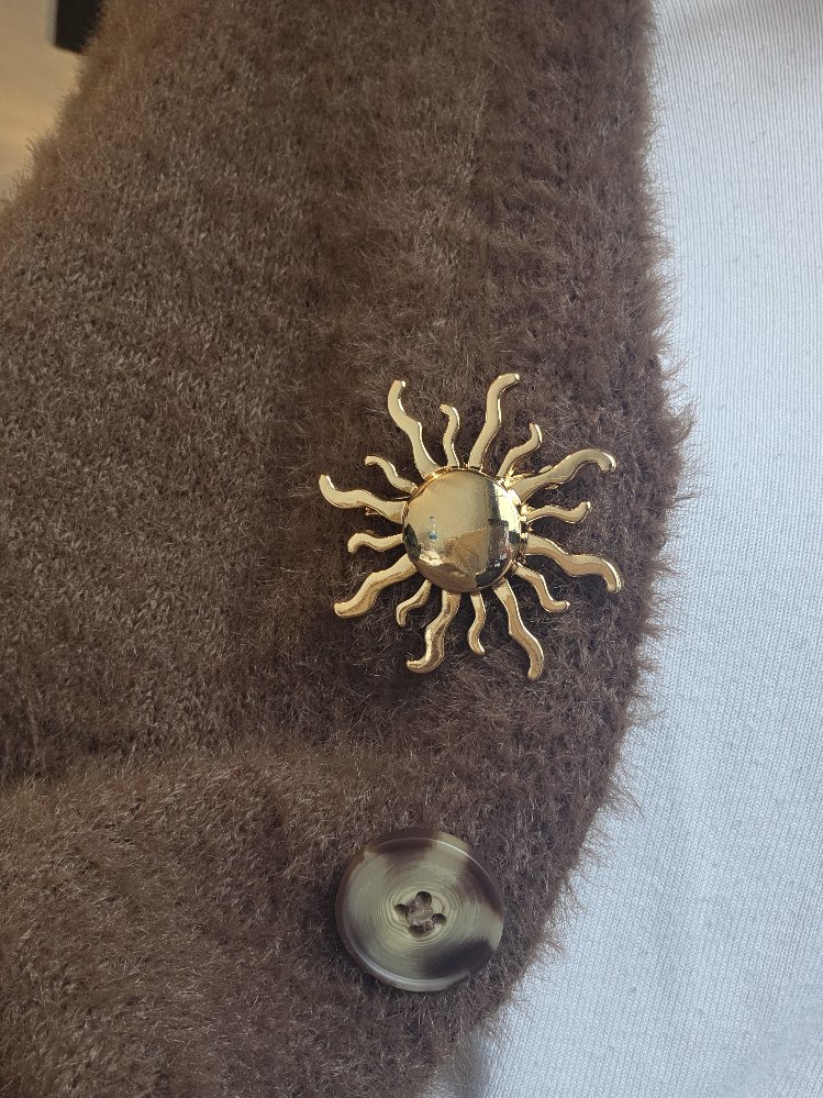 Sun Brooch 