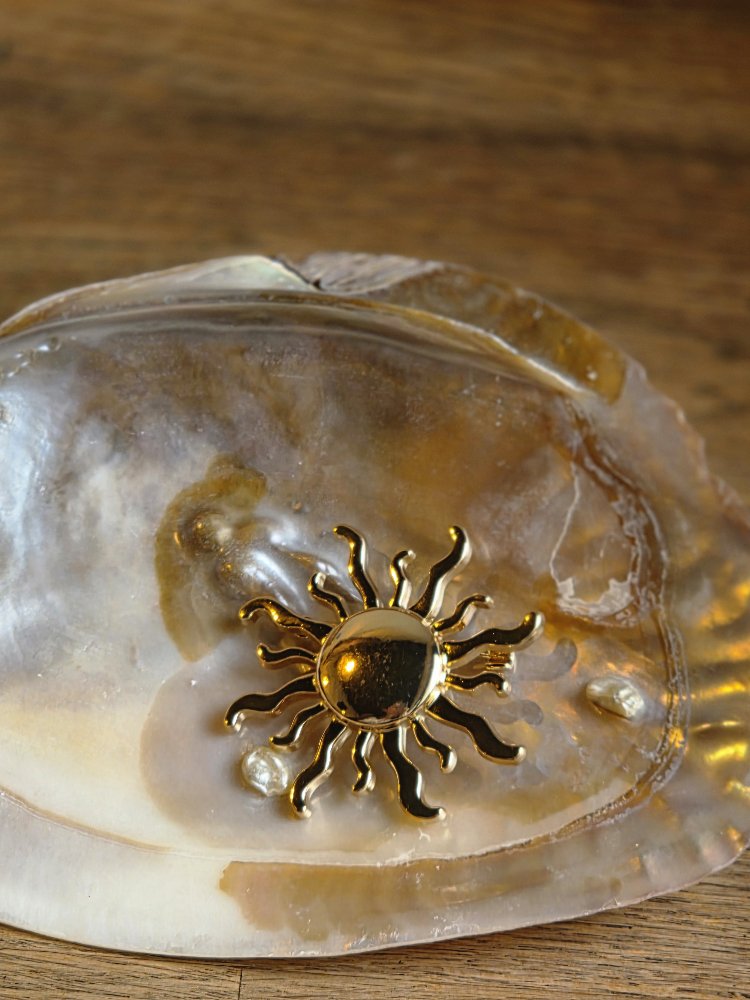 Sun Brooch 