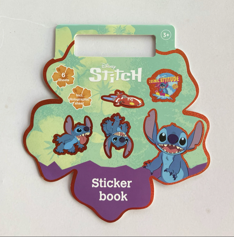 Stitch temalı sticker kitabı 