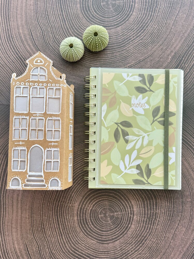 Hema çizgili defter
