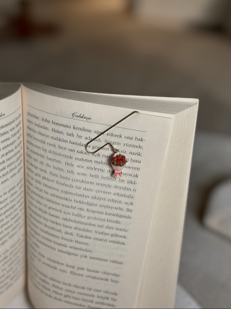 Kırmızı Gül Buketi Kitap Ayracı (Plastik Değildir Minelidir)