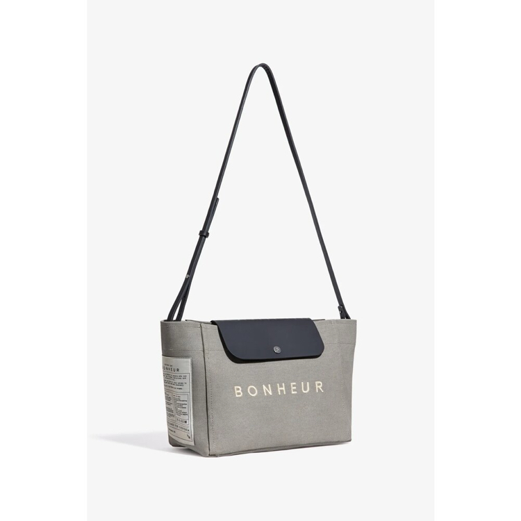 Bonheur The B + Clutch Milky