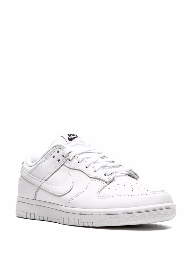 Dunk Low “ Triple White “