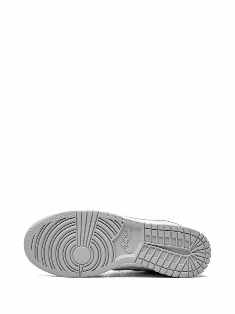 Dunk Low “ Grey Fog “