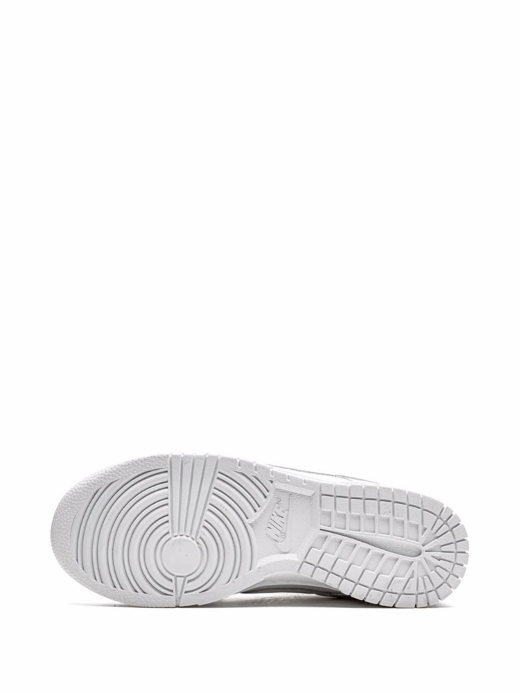Dunk Low “ Triple White “