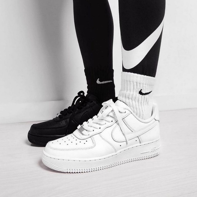 Nike Air Force 1 07 Low - All Black