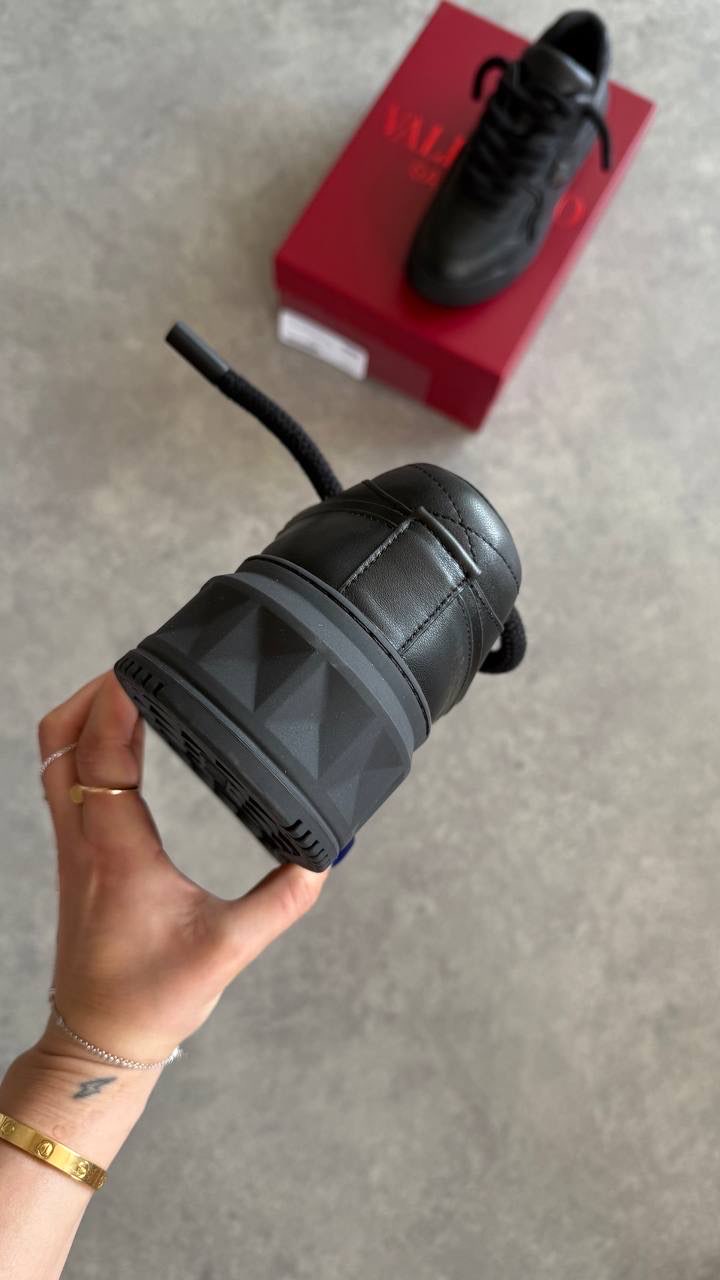Valentino Luxury Sneaker (Premium)