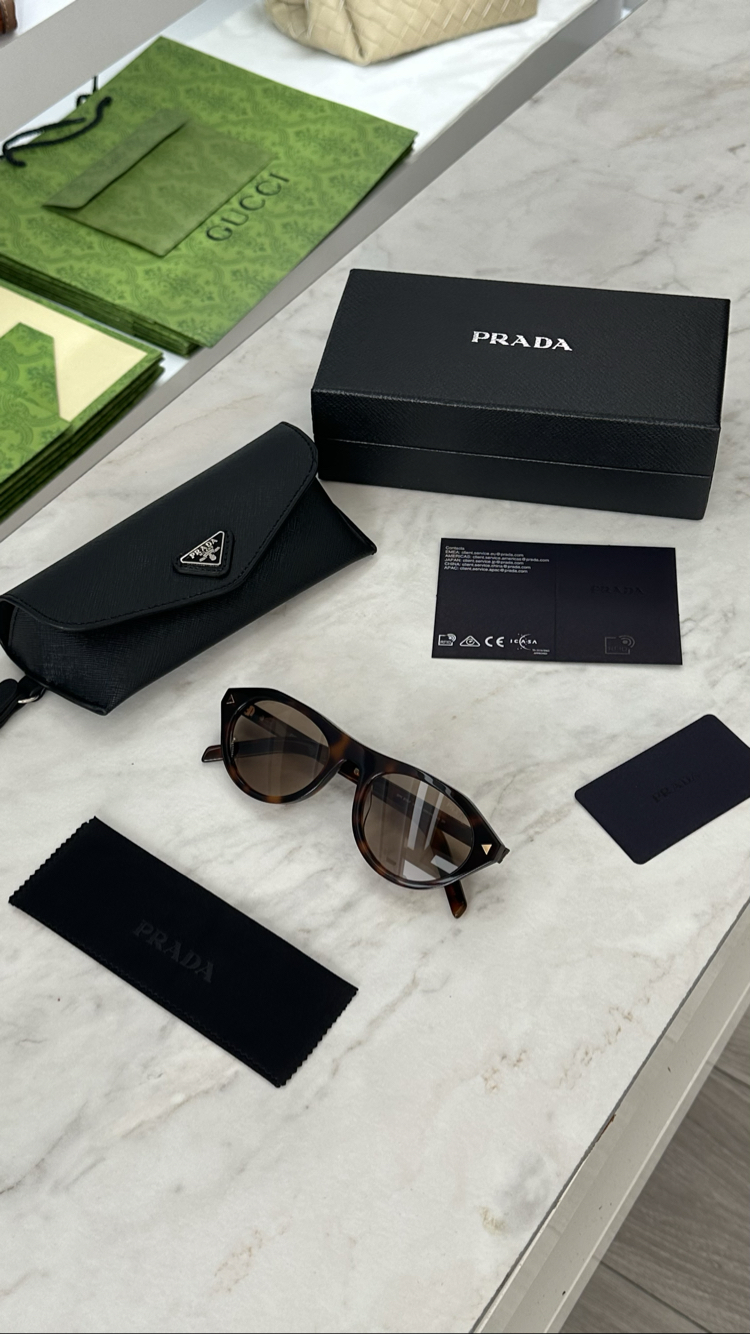 Prada Luxury Sun Glas (Premium/Full Box)