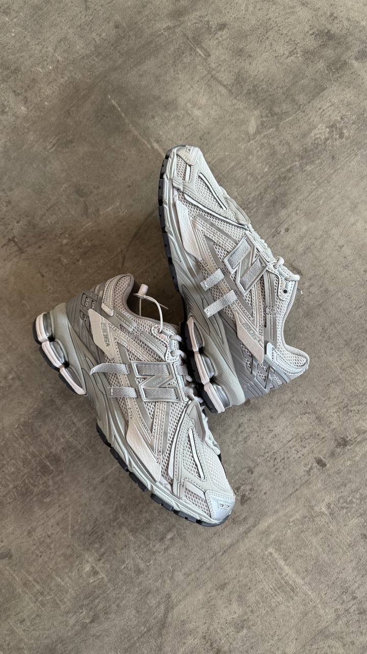 New Balance 1906A Cocrote Silver (Dar Kalıp 1 Numara Büyük Alınız)
