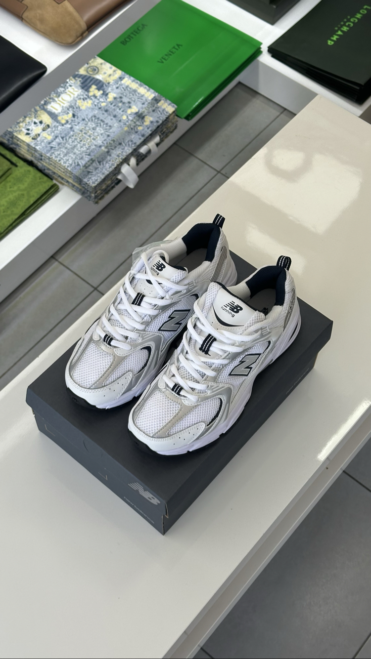 New Balance 530 MR530SG İndigo (Özel Seri Premium) - Kalıp Dardır 1 Numara Büyük Alınız